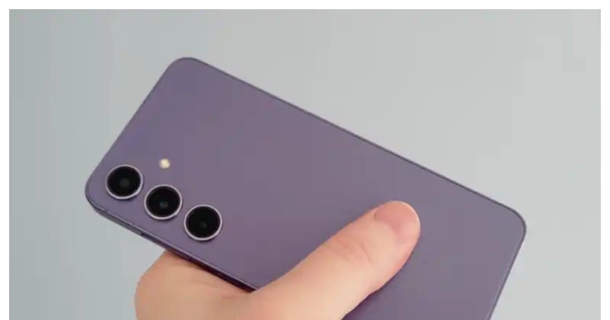 Tach – इंडिया का बेस्ट सेलिंग फोन SAMSUNG Galaxy S24 मिल रहा आधी कीमत पर, यहां से खरीदें – News18 Hindi Tach – इंडिया का बेस्ट सेलिंग फोन SAMSUNG Galaxy S24 मिल रहा आधी कीमत पर, यहां से खरीदें – News18 Hindi