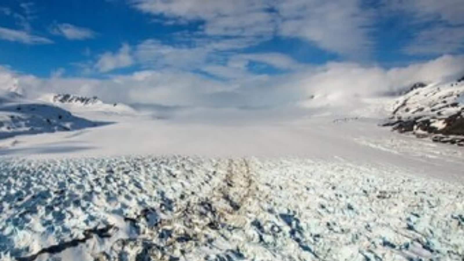 Scientists are Racing to Harvest Ice Cores as Global Warming Melts Glaciers Faster - newspostwall Scientists are Racing to Harvest Ice Cores as Global Warming Melts Glaciers Faster