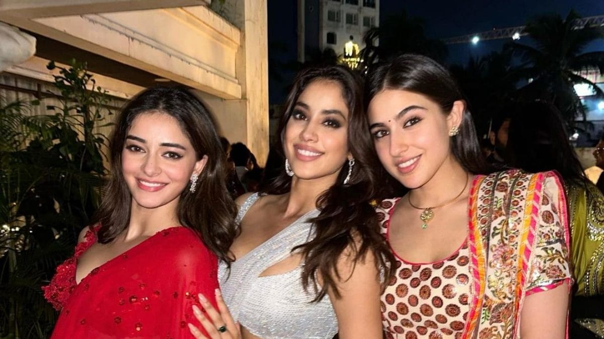 Ananya Panday Says Sara Ali Khan Jahnvi Kapoor Always Look Out For Her