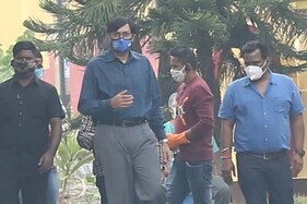 અભિષેક બચ્ચને કોલકાતામાં શરૂ કર્યું 'બોબ બિસ્વાસ'નું શૂટિંગ, VIRAL તસવીરોમાં ઓળખવો મુશ્કેલ