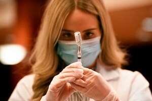 Corona રસીનો પ્રથમ ડોઝ લીધા બાદ સંક્રમણ લાગી જાય તો બીજો ડોઝ ક્યારે લેવાનો? આ રહ્યો જવાબ