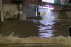 અમદાવાદમાં ભારે પવન અને વીજળીના કડાકા સાથે વરસાદ, નીચાણવાળા વિસ્તારોમાં પાણી ભરાયા