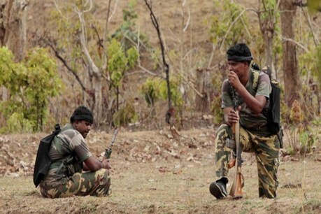 ঝাৰখণ্ডত আকৌ মাওবাদীৰ আক্ৰমণ, শ্বহীদ হ’ল ৫ গৰাকী আৰক্ষী জোৱান ঝাৰখণ্ডত আকৌ মাওবাদীৰ আক্ৰমণ, শ্বহীদ হ’ল ৫ গৰাকী আৰক্ষী জোৱান
