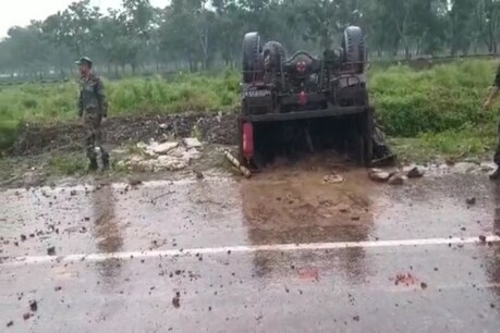 শোণিতপুৰত পথ দুৰ্ঘটনাত থিতাতে নিহত দুজন সেনা জোৱান শোণিতপুৰত পথ দুৰ্ঘটনাত থিতাতে নিহত দুজন সেনা জোৱান