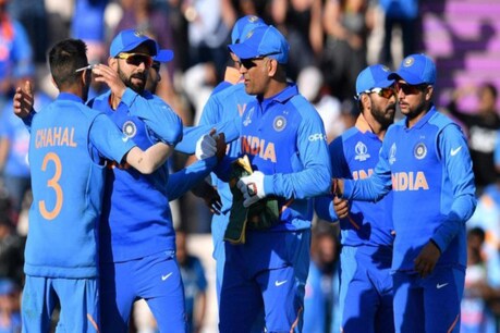 World Cup 2019: ছেমি ফাইনেলত কাৰ সৈতে মুখামুখি হ’ব ভাৰত? World Cup 2019: ছেমি ফাইনেলত কাৰ সৈতে মুখামুখি হ’ব ভাৰত?