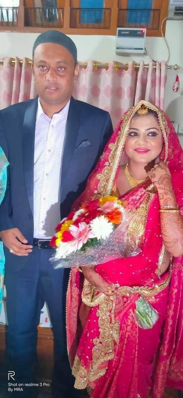 জনপ্ৰিয় টিভি ছিৰিয়েল ‘ভাড়াঘৰ’ৰ জৰিয়তে অসমবাসীৰ মাজত জনপ্ৰিয় হৈ পৰিছিল তেহছিন আখতাৰ। ‘ভাড়াঘৰ’ত ভাড়াঘৰৰ মালিক জয়ন্ত দাসৰ কন্যা জুৰিৰ চৰিত্ৰত অভিনয় কৰি জনপ্ৰিয় হৈ পৰিছিল তেহছিন। (Photo : Facebook) জনপ্ৰিয় টিভি ছিৰিয়েল ‘ভাড়াঘৰ’ৰ জৰিয়তে অসমবাসীৰ মাজত জনপ্ৰিয় হৈ পৰিছিল তেহছিন আখতাৰ। ‘ভাড়াঘৰ’ত ভাড়াঘৰৰ মালিক জয়ন্ত দাসৰ কন্যা জুৰিৰ চৰিত্ৰত অভিনয় কৰি জনপ্ৰিয় হৈ পৰিছিল তেহছিন। (Photo : Facebook)