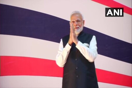 মোদীয়ে কয় যে যেতিয়া সিদ্ধান্ত সঠিক হয় তেতিয়া তাৰ প্ৰতিধ্বনি সমগ্ৰ বিশ্বতে শুনা যায় আৰু মই থাইলেণ্ডতো এই প্ৰতিধ্বনি শুনিবলৈ পাইছো।