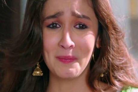 হঠাৎ ষ্টেজৰ ওপৰতে হাউ হাউকৈ কান্দিবলৈ ধৰিলে আলিয়া ভাটে! চাওক VIDEO হঠাৎ ষ্টেজৰ ওপৰতে হাউ হাউকৈ কান্দিবলৈ ধৰিলে আলিয়া ভাটে! চাওক VIDEO
