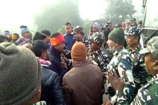 CAB বাতিলৰ দাবীত আছু, ৩০ জনগোষ্ঠীয় সংগঠনসহ NESO–এ আহ্বান জনোৱা ১২ ঘণ্টীয়া অসম আৰু উত্তৰ-পূৰ্বাঞ্চল বন্ধৰ সৰ্বাত্মক প্ৰভাৱ পৰিছে শিৱসাগৰ জিলাৰ ডিমৌ নগৰত।