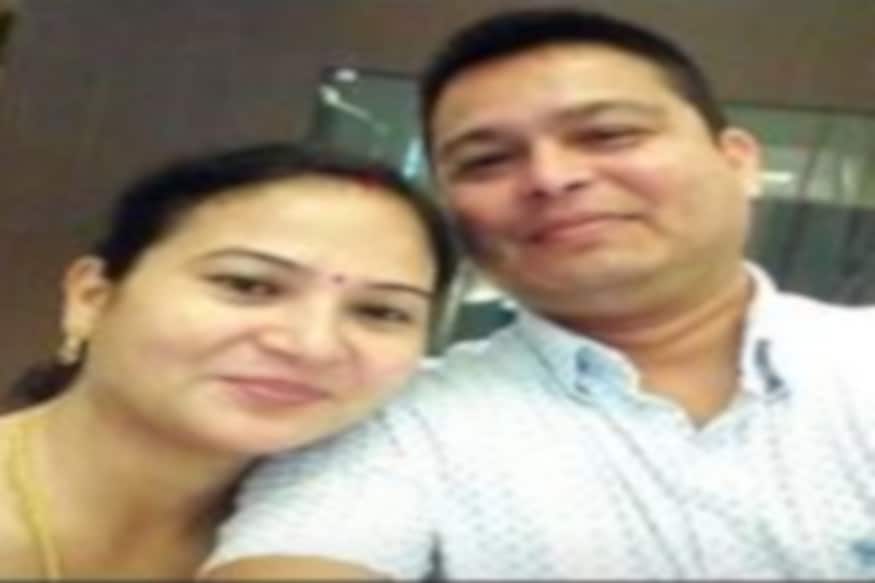 পিতৃ থাকে শিৱসাগৰত। মাতৃয়ে বিশেষ কামত বাহিৰলৈ ওলাই যাওতেই চিলিণ্ডাৰ বিস্ফোৰণ হৈ জুয়ে আৱৰি ধৰে ঘৰখন। পিতৃ থাকে শিৱসাগৰত। মাতৃয়ে বিশেষ কামত বাহিৰলৈ ওলাই যাওতেই চিলিণ্ডাৰ বিস্ফোৰণ হৈ জুয়ে আৱৰি ধৰে ঘৰখন।