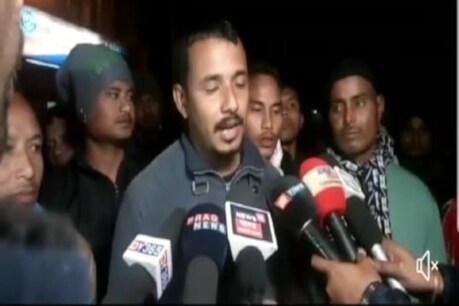সঁচাকৈ মাৰোৱাৰীৰ গুদামৰ পৰা আহিছিল নেকি ধান? অপমানবোধ কৰি CAA সমৰ্থনকাৰীক গ্ৰেপ্তাৰৰ দাবীত থানা ঘেৰাও কৰিলে চাচনীবাসীয়ে সঁচাকৈ মাৰোৱাৰীৰ গুদামৰ পৰা আহিছিল নেকি ধান? অপমানবোধ কৰি CAA সমৰ্থনকাৰীক গ্ৰেপ্তাৰৰ দাবীত থানা ঘেৰাও কৰিলে চাচনীবাসীয়ে
