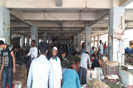 কেৰালাৰ পৰা নগাঁৱলৈ ঘুৰি অহা সহস্ৰাধিক শ্ৰমিকক লৈ উদ্বিগ্ন জিলা প্ৰশাসন, জিলাখনত লকডাউনৰ ব্যাপক উলংঘন কেৰালাৰ পৰা নগাঁৱলৈ ঘুৰি অহা সহস্ৰাধিক শ্ৰমিকক লৈ উদ্বিগ্ন জিলা প্ৰশাসন, জিলাখনত লকডাউনৰ ব্যাপক উলংঘন