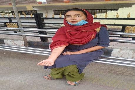 হাতত কোৱাৰেণ্টাইন ষ্টাম্প, গুৱাহাটীৰ ৰাজপথত উদ্ধাৰ হোৱা ৰাছিয়াৰ যুৱতীক লৈ চাঞ্চল্য