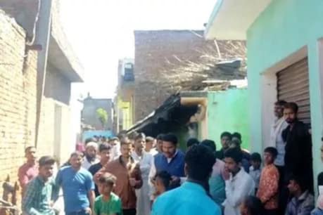 শ্মশানৰ পৰা স্বামীয়ে পত্নীক আনি দিলে মৃত মানুহৰ হাত, ক’লে ৰাতি ৰান্ধিবা! শ্মশানৰ পৰা স্বামীয়ে পত্নীক আনি দিলে মৃত মানুহৰ হাত, ক’লে ৰাতি ৰান্ধিবা!