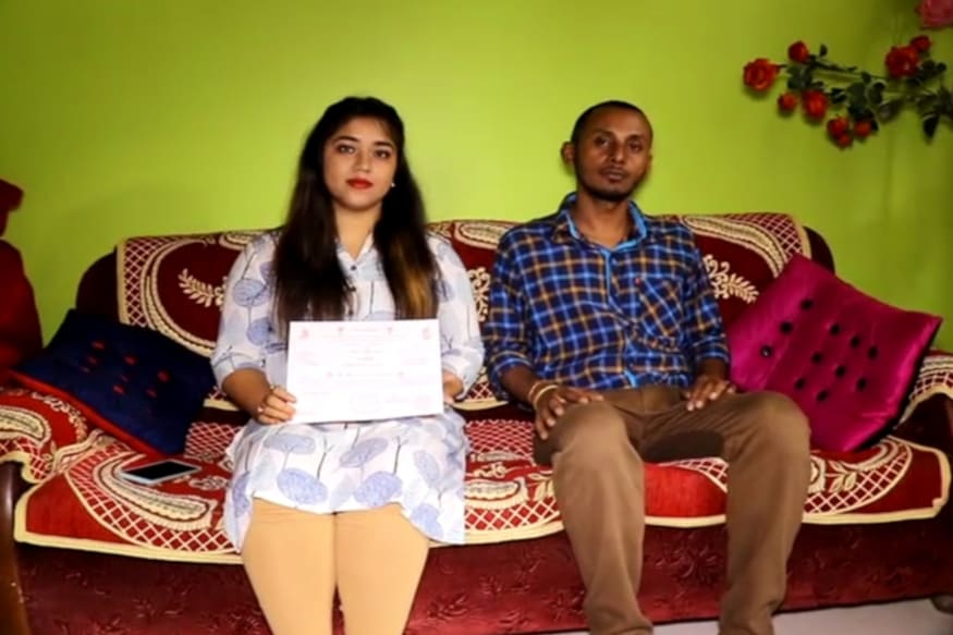 চৰকাৰে ১৫-২০জন লোকৰ উপস্থিতিত বিবাহ সম্পন্ন কৰিব পাৰিব বুলি উল্লেখ কৰিছে যদিও কোৰোণাৰ সংক্ৰমণৰ কথা চিন্তা কৰি দুয়োটা পৰিয়ালে স্থগিত ৰাখিলে বিবাহ৷ চৰকাৰে ১৫-২০জন লোকৰ উপস্থিতিত বিবাহ সম্পন্ন কৰিব পাৰিব বুলি উল্লেখ কৰিছে যদিও কোৰোণাৰ সংক্ৰমণৰ কথা চিন্তা কৰি দুয়োটা পৰিয়ালে স্থগিত ৰাখিলে বিবাহ৷