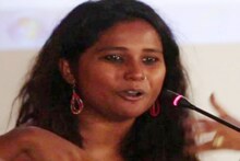 ১০দিনত দিল্লী আৰক্ষীয়ে তিনিবাৰ গ্ৰেপ্তাৰ কৰিলে JNUৰ ছাত্ৰী দেৱাংগনাক