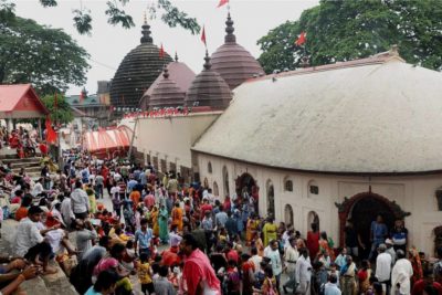 অম্বুবাচী আৰু অসমীয়া সমাজৰ মাজৰ সম্পৰ্ক অতি নিবিড়। অসমীয়া জনবিশ্বাসত অম্বুবাচী বা ‘সাত লগা’ বা ‘ষাঁঠ লগা’ৰ এক বিশেষ তাৎপৰ্য আছে আৰু অসমীয়া কৃষিজীৱি সমাজে অম্বুবাচী বা আমতিৰ সময়ত কেতবোৰ ধৰা বন্ধা নিয়ম পালন কৰি আহিছে। অম্বুবাচী আৰু অসমীয়া সমাজৰ মাজৰ সম্পৰ্ক অতি নিবিড়। অসমীয়া জনবিশ্বাসত অম্বুবাচী বা ‘সাত লগা’ বা ‘ষাঁঠ লগা’ৰ এক বিশেষ তাৎপৰ্য আছে আৰু অসমীয়া কৃষিজীৱি সমাজে অম্বুবাচী বা আমতিৰ সময়ত কেতবোৰ ধৰা বন্ধা নিয়ম পালন কৰি আহিছে।