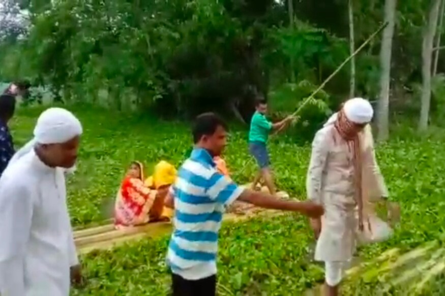 তাৰ পিছতে আজিলৈ কোনো এখন চৰকাৰে মথাউৰিটো পুনৰ নিৰ্মাণ নকৰাত বছৰ বছৰ ধৰি প্ৰায় ১০–১৫খন গাঁৱৰ ৰাইজে যমৰ যাতনাত দিন কটাবলগীয়া হৈছে৷ তাৰ পিছতে আজিলৈ কোনো এখন চৰকাৰে মথাউৰিটো পুনৰ নিৰ্মাণ নকৰাত বছৰ বছৰ ধৰি প্ৰায় ১০–১৫খন গাঁৱৰ ৰাইজে যমৰ যাতনাত দিন কটাবলগীয়া হৈছে৷