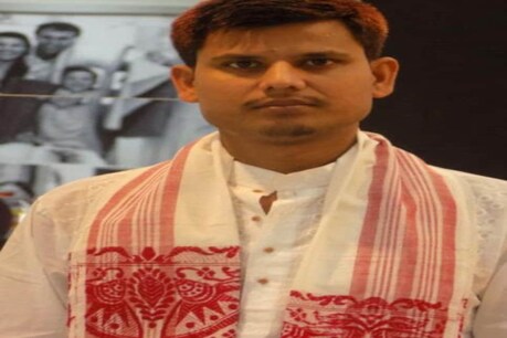 কোৰোণা নে অন্য ৰোগ? টিভি চাই থাকোতে হঠাত্ মৃত্যুক সাৱটিলে যোৰহাটৰ কণ্টেইনমেণ্ট হোমত থকা যুৱকে! কোৰোণা নে অন্য ৰোগ? টিভি চাই থাকোতে হঠাত্ মৃত্যুক সাৱটিলে যোৰহাটৰ কণ্টেইনমেণ্ট হোমত থকা যুৱকে!
