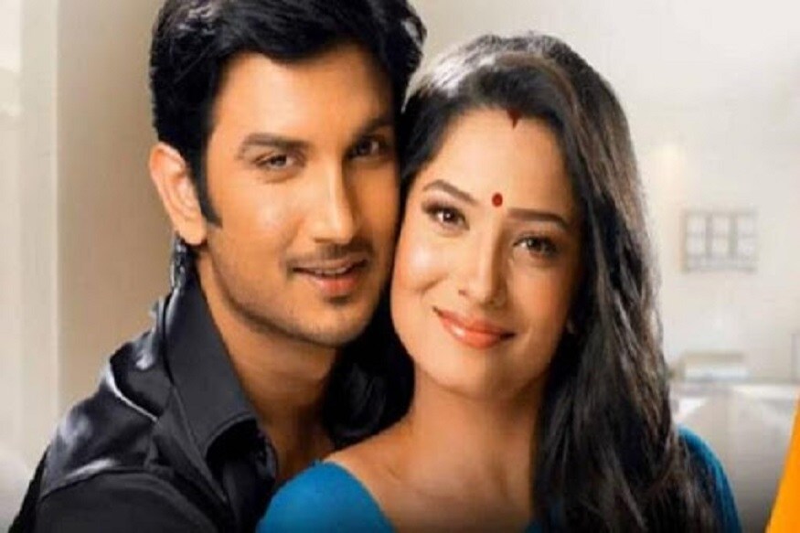 সুশান্তৰ মৃত্যুৰ পিছৰে পৰা আঙুলি উঠিছে প্ৰেমিকা ৰিয়া চক্ৰৱৰ্তীৰ বিৰুদ্ধে। এইবাৰ সেয়া আৰু জোৰদাৰ হ’ল। ৰিয়াৰ বিৰুদ্ধে একাধিক গুৰুতৰ অভিযোগেৰে অভিযোগ দাখিল কৰিলে সুশান্তৰ পিতৃ কেকে সিঙে। সুশান্তৰ মৃত্যুৰ পিছৰে পৰা আঙুলি উঠিছে প্ৰেমিকা ৰিয়া চক্ৰৱৰ্তীৰ বিৰুদ্ধে। এইবাৰ সেয়া আৰু জোৰদাৰ হ’ল। ৰিয়াৰ বিৰুদ্ধে একাধিক গুৰুতৰ অভিযোগেৰে অভিযোগ দাখিল কৰিলে সুশান্তৰ পিতৃ কেকে সিঙে।