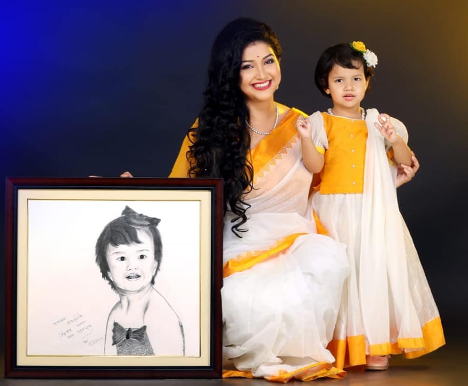 মাতৃ হিচাপে আঙুৰলতা ডেকাই কন্যা নমামীক দিলে জন্মদিনৰ বিশেষ উপহাৰ। ছচিয়েল মিডিয়াত নিজৰ কন্যাক উদ্দেশ্যি মাতৃয়ে দিলে জন্মদিনৰ প্ৰাণভৰা আশীৰ্বাদ। মাতৃ হিচাপে আঙুৰলতা ডেকাই কন্যা নমামীক দিলে জন্মদিনৰ বিশেষ উপহাৰ। ছচিয়েল মিডিয়াত নিজৰ কন্যাক উদ্দেশ্যি মাতৃয়ে দিলে জন্মদিনৰ প্ৰাণভৰা আশীৰ্বাদ।