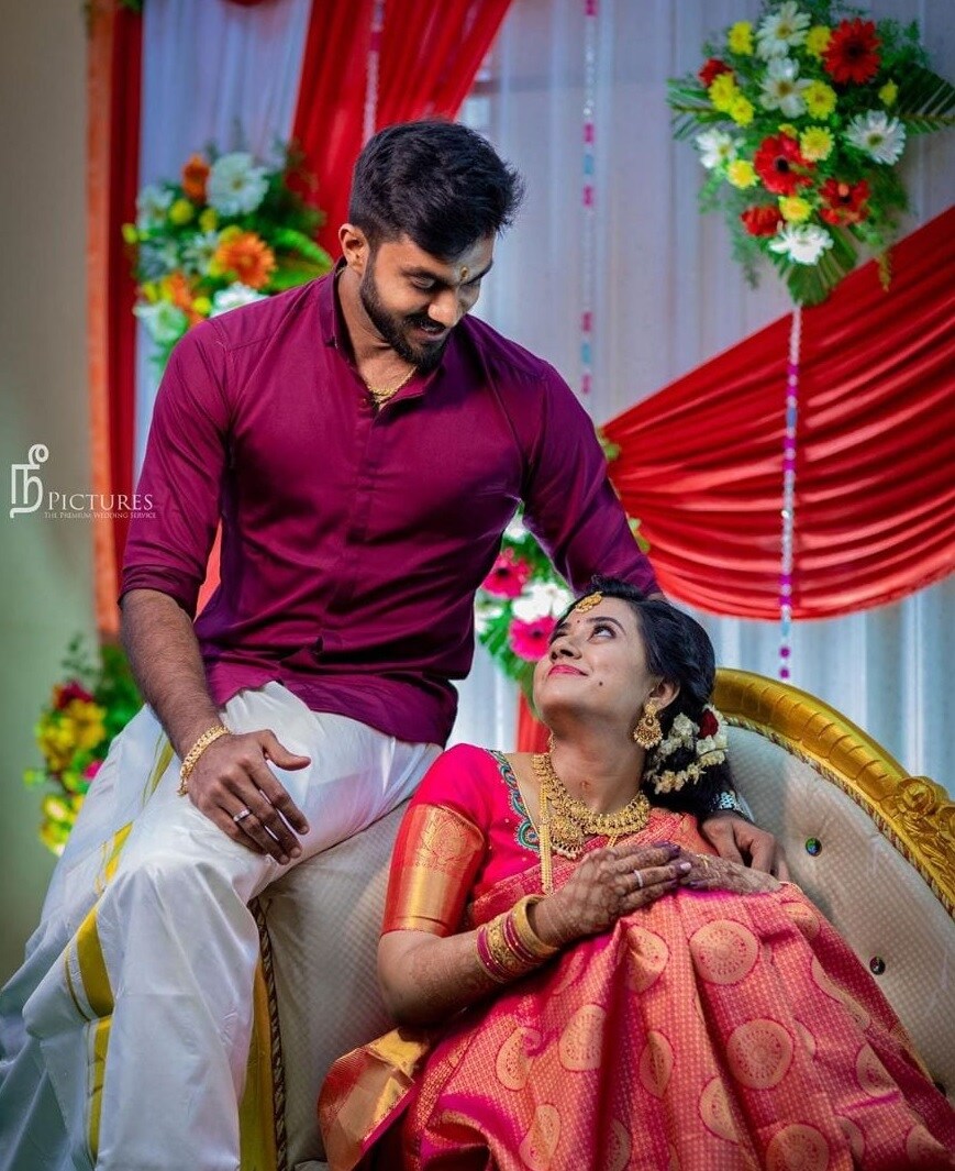 আই পি এলত অংশ ল’বলৈ আৰবলৈ যোৱাৰ পূৰ্বে ইনগেজমেণ্ট হৈ গ’ল বিজয়ৰ। ভাৰতৰ হৈ এই পৰ্যন্ত ১২ খন এদিনীয়া আৰু ৯ খন টি-২০ মেচত ভাগ লৈছে তামিলনাডুৰ অল-ৰাউণ্ডাৰগৰাকীয়ে। আই পি এলত অংশ ল’বলৈ আৰবলৈ যোৱাৰ পূৰ্বে ইনগেজমেণ্ট হৈ গ’ল বিজয়ৰ। ভাৰতৰ হৈ এই পৰ্যন্ত ১২ খন এদিনীয়া আৰু ৯ খন টি-২০ মেচত ভাগ লৈছে তামিলনাডুৰ অল-ৰাউণ্ডাৰগৰাকীয়ে।