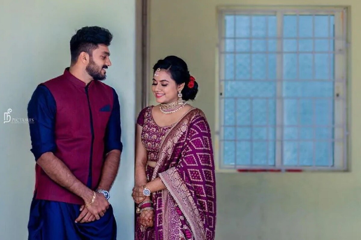 এনগেজমেণ্টৰ কথা ছচিয়েল মিডিয়াত জনোৱাৰ লগে লগে বিভিন্নজনে শুভেচ্ছা জনালে বিজয় আৰু তেওঁৰ হ’বলগীয়া পত্নীক। আই পি এলত চানৰাইজ হাইদৰাবাদৰ হৈ অংশ ল’ব বিজয়ে। এনগেজমেণ্টৰ কথা ছচিয়েল মিডিয়াত জনোৱাৰ লগে লগে বিভিন্নজনে শুভেচ্ছা জনালে বিজয় আৰু তেওঁৰ হ’বলগীয়া পত্নীক। আই পি এলত চানৰাইজ হাইদৰাবাদৰ হৈ অংশ ল’ব বিজয়ে।