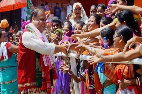 ‘২০২১ৰ নিৰ্বাচনত বহু আসনত কংগ্ৰেছক সহায় কৰিব মন্ত্ৰী হিমন্ত বিশ্ব শৰ্মাই’- মহা বিস্ফোৰণ এইজন জ্যেষ্ঠ ৰাজনীতিবিদৰ ‘২০২১ৰ নিৰ্বাচনত বহু আসনত কংগ্ৰেছক সহায় কৰিব মন্ত্ৰী হিমন্ত বিশ্ব শৰ্মাই’- মহা বিস্ফোৰণ এইজন জ্যেষ্ঠ ৰাজনীতিবিদৰ