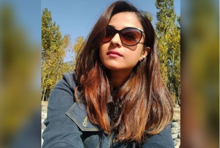 তেওঁ লগতে অভিযোগ কৰিছিল মহাৰাষ্ট্ৰ চৰকাৰে সুশান্ত আৰু দিশাৰ মৃত্যুৰ আঁৰত থকা অপৰাধীক ৰক্ষণা বেক্ষণ দিব বিচাৰিছে। তেওঁ কয়. দুৰ্নীতিত জৰিত আছে মহাৰাষ্ট্ৰ চৰকাৰ আৰু সেয়া ঢাকিবলৈ আপ্ৰাণ চেষ্টা কৰিছে তেওঁলোকে। তেওঁ লগতে অভিযোগ কৰিছিল মহাৰাষ্ট্ৰ চৰকাৰে সুশান্ত আৰু দিশাৰ মৃত্যুৰ আঁৰত থকা অপৰাধীক ৰক্ষণা বেক্ষণ দিব বিচাৰিছে। তেওঁ কয়. দুৰ্নীতিত জৰিত আছে মহাৰাষ্ট্ৰ চৰকাৰ আৰু সেয়া ঢাকিবলৈ আপ্ৰাণ চেষ্টা কৰিছে তেওঁলোকে।
