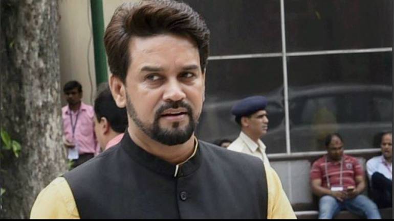 অনুৰাগ সিং ঠাকুৰে জনায়, চৰকাৰে যিকোনো মূল্যৰ নোট সন্দৰ্ভত সিদ্ধান্ত লোৱাৰ পূৰ্বে ৰিজাৰ্ভ বেংকৰ সৈতে আলোচনা কৰে। সিদ্ধান্ত লোৱাৰ পূৰ্বে সিয়ে সাধাৰণ মানুহৰ জীৱনত কিমান প্ৰভাৱ পেলাব সেয়া চোৱা হয়। কোনো নোট বন্ধ কৰাৰ সময়ত বজাৰত পৰ্যান্ত নগদ থাকিব নে নাই সেয়াও চোৱা হয়। অনুৰাগ সিং ঠাকুৰে জনায়, চৰকাৰে যিকোনো মূল্যৰ নোট সন্দৰ্ভত সিদ্ধান্ত লোৱাৰ পূৰ্বে ৰিজাৰ্ভ বেংকৰ সৈতে আলোচনা কৰে। সিদ্ধান্ত লোৱাৰ পূৰ্বে সিয়ে সাধাৰণ মানুহৰ জীৱনত কিমান প্ৰভাৱ পেলাব সেয়া চোৱা হয়। কোনো নোট বন্ধ কৰাৰ সময়ত বজাৰত পৰ্যান্ত নগদ থাকিব নে নাই সেয়াও চোৱা হয়।
