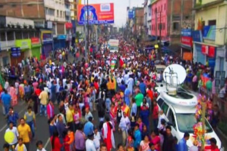 কেনেদৰে অনুষ্ঠিত হ’ব এইবাৰ দুৰ্গা পূজা, যোৰহাটত মহালয়াৰ পুৱা দেখা পোৱা যাবনে পূৰ্বৰ পৰিৱেশ? কেনেদৰে অনুষ্ঠিত হ’ব এইবাৰ দুৰ্গা পূজা, যোৰহাটত মহালয়াৰ পুৱা দেখা পোৱা যাবনে পূৰ্বৰ পৰিৱেশ?