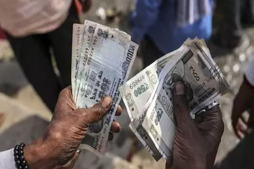 কিদৰে যুৱকজনে লাইভ শ্ব’ৰ পৰা টকা উপাৰ্জন কৰে, সেই কথা এতিয়া জানিব পাৰিছে আৰক্ষীয়ে। ১০০ টকাৰ বিনিময়ত ট্ৰেইলাৰ দেখুৱায়। তাৰ পিছত ৫০০,৭০০ আৰু ১০০০ টকাৰ বিনিময়ত সম্পূৰ্ণ লাইভ শ্ব দেখুৱায়। কিদৰে যুৱকজনে লাইভ শ্ব’ৰ পৰা টকা উপাৰ্জন কৰে, সেই কথা এতিয়া জানিব পাৰিছে আৰক্ষীয়ে। ১০০ টকাৰ বিনিময়ত ট্ৰেইলাৰ দেখুৱায়। তাৰ পিছত ৫০০,৭০০ আৰু ১০০০ টকাৰ বিনিময়ত সম্পূৰ্ণ লাইভ শ্ব দেখুৱায়।