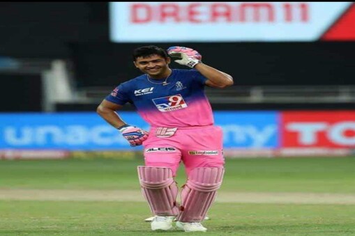 খেলপথাৰত আকৌ দেখিবলৈ পোৱা গ’ল ৰিয়ান পৰাগৰ বিহু নৃত্য