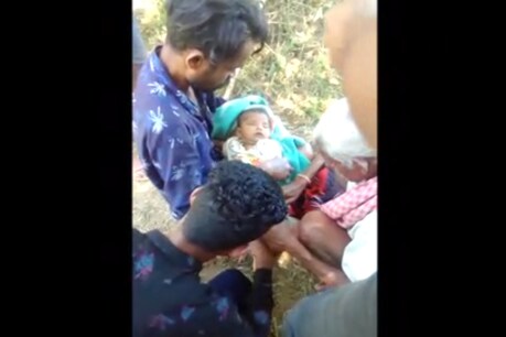 দুমহীয়া দেৱশিশুক মৃত ঘোষণা হাস্পতালত, সমাধিস্থ কৰাৰ যো–জা চলাওঁতেই ঘটিল এই আচৰিত ঘটনা দুমহীয়া দেৱশিশুক মৃত ঘোষণা হাস্পতালত, সমাধিস্থ কৰাৰ যো–জা চলাওঁতেই ঘটিল এই আচৰিত ঘটনা