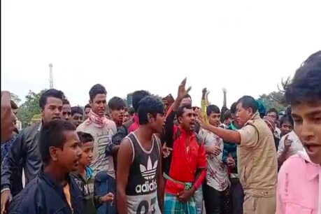 প্ৰথমে ভতিজাকক ডিঙি কাটি হত্যা, তাৰ পিছত ভতিজাকৰ পত্নীকো আক্ৰমণ, হোজাইত চাঞ্চল্য প্ৰথমে ভতিজাকক ডিঙি কাটি হত্যা, তাৰ পিছত ভতিজাকৰ পত্নীকো আক্ৰমণ, হোজাইত চাঞ্চল্য