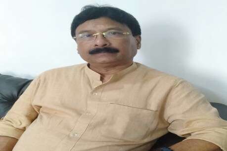 ‘নীলা ৰঙৰ লুঙি সংৰক্ষণৰ প্ৰতিশ্ৰুতি দিছিল বিজেপিয়ে’, মৌলিক সমস্যাৰ পৰা ৰাইজক আঁতৰাবলৈ বিজেপিয়ে মিঞা মিউজিয়ামক ইচ্ছু বনাইছেঃ জগদীশ ভূঞা ‘নীলা ৰঙৰ লুঙি সংৰক্ষণৰ প্ৰতিশ্ৰুতি দিছিল বিজেপিয়ে’, মৌলিক সমস্যাৰ পৰা ৰাইজক আঁতৰাবলৈ বিজেপিয়ে মিঞা মিউজিয়ামক ইচ্ছু বনাইছেঃ জগদীশ ভূঞা
