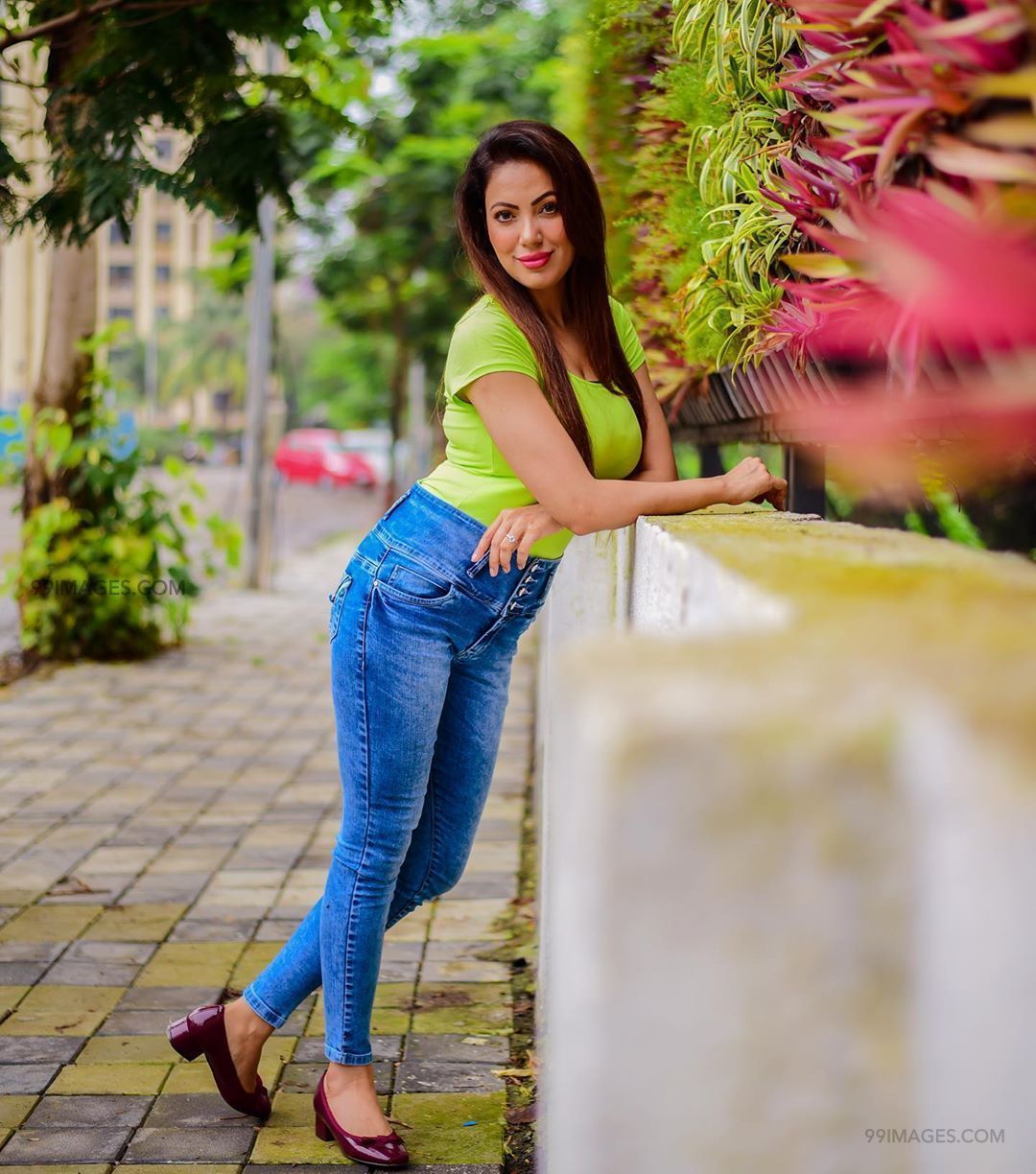মুনমুনে লগতে কৈছে যে, প্ৰথমে এনেধৰণৰ কমেণ্ট দেখি তেওঁ অত্যন্ত দুখ পাইছিল। কিন্তু পিছত অনুভৱ কৰিলে যে, মানুহ কেতিয়াও পৰিৱৰ্তন নহয়। মুনমুনে লগতে কৈছে যে, প্ৰথমে এনেধৰণৰ কমেণ্ট দেখি তেওঁ অত্যন্ত দুখ পাইছিল। কিন্তু পিছত অনুভৱ কৰিলে যে, মানুহ কেতিয়াও পৰিৱৰ্তন নহয়।