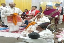 হুইল চেয়াৰত বহিয়েই কইনাই ল’লে আশীৰ্বাদ! ছচিয়েল মিডিয়াত ভাইৰেল