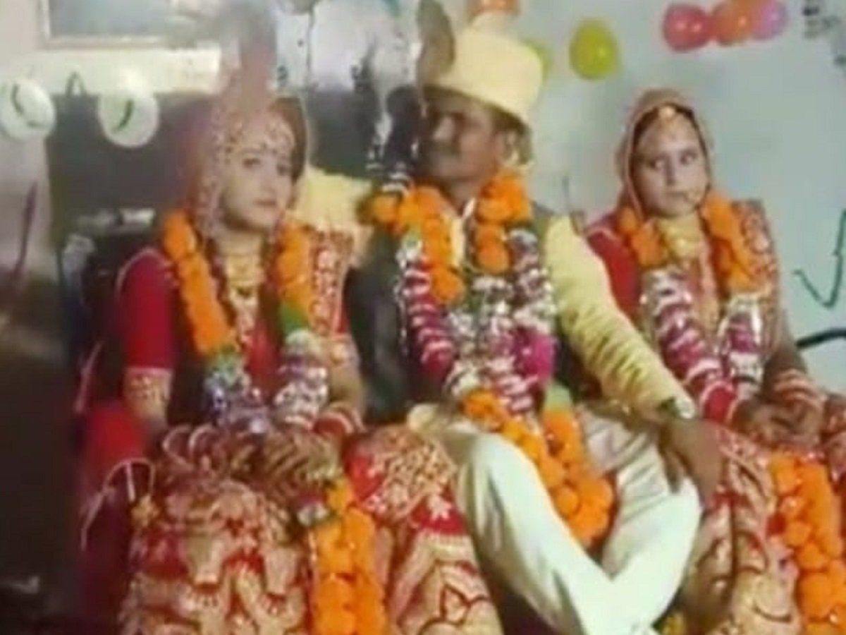 চান্দু আৰু দুই পত্নী সুন্দৰী কাশ্যপ আৰু হাছিনা বাঘেলৰ বিয়াত নিমন্ত্ৰিত অতিথি আছিল ৫০০জন। সুন্দৰীৰ সৈতে চান্দুৰ পৰিচয় হৈছিল ইলেকট্ৰিকৰ কাম কৰিবলৈ গৈ। আনহাতে, হাছিনাৰ সৈতে চিনাকি হৈছিল বিয়া খাবলৈ গৈ। চান্দু আৰু দুই পত্নী সুন্দৰী কাশ্যপ আৰু হাছিনা বাঘেলৰ বিয়াত নিমন্ত্ৰিত অতিথি আছিল ৫০০জন। সুন্দৰীৰ সৈতে চান্দুৰ পৰিচয় হৈছিল ইলেকট্ৰিকৰ কাম কৰিবলৈ গৈ। আনহাতে, হাছিনাৰ সৈতে চিনাকি হৈছিল বিয়া খাবলৈ গৈ।