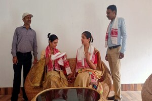 মাঘৰ প্ৰথম দিনটোত নাজিৰাত কি কৰিছে মিছ ইণ্ডিয়া ইশা আগৰৱালাই? চাওক PHOTO