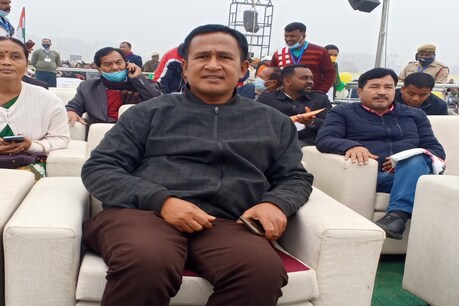 ‘চৰকাৰে মৰ্যাদা দিলে নিশ্চয় পৰেশ বৰুৱা আহিব আলোচনালৈ’ – ক'লে পূৰ্বৰ NDFB-Sৰ সাধাৰণ সম্পাদক বি আৰ ফেৰেংগাই ‘চৰকাৰে মৰ্যাদা দিলে নিশ্চয় পৰেশ বৰুৱা আহিব আলোচনালৈ’ – ক'লে পূৰ্বৰ NDFB-Sৰ সাধাৰণ সম্পাদক বি আৰ ফেৰেংগাই