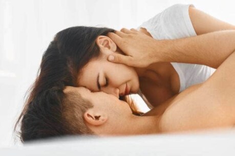 Sexual Wellness : সতীচ্ছেদ নোহোৱাটোৱেই কুমাৰীত্বৰ লক্ষণ নেকি? সমাজত প্ৰচলিত ভুল ধাৰণাক লৈ কি কয় বিশেষজ্ঞই? Sexual Wellness : সতীচ্ছেদ নোহোৱাটোৱেই কুমাৰীত্বৰ লক্ষণ নেকি? সমাজত প্ৰচলিত ভুল ধাৰণাক লৈ কি কয় বিশেষজ্ঞই?