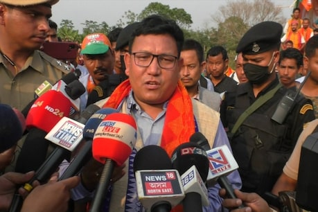 Assam-Assembly : ‘হাগ্ৰামা মুখ্যমন্ত্ৰী হ’লে এদিনতে অসম বিক্ৰী কৰিব, বিটিচি চলাব নোৱাৰাজনে মুখ্যমন্ত্ৰী হোৱাৰ সপোন দেখি লাভ নাই’ Assam-Assembly : ‘হাগ্ৰামা মুখ্যমন্ত্ৰী হ’লে এদিনতে অসম বিক্ৰী কৰিব, বিটিচি চলাব নোৱাৰাজনে মুখ্যমন্ত্ৰী হোৱাৰ সপোন দেখি লাভ নাই’