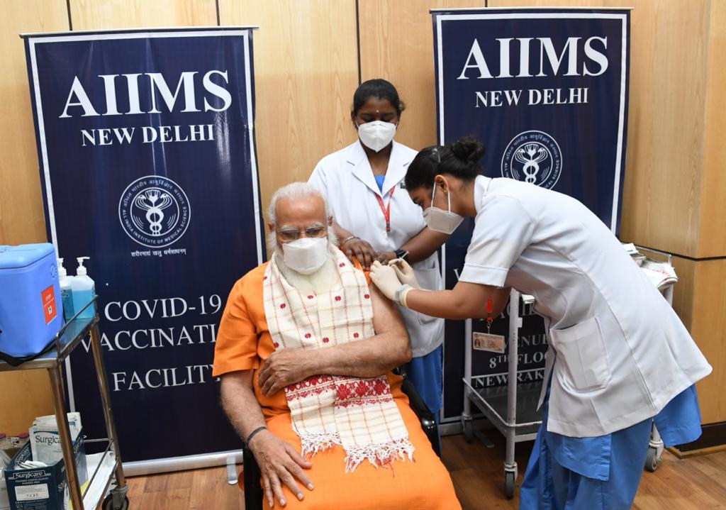 নিজৰ টুইটত প্ৰধানমন্ত্ৰীয়ে লিখিছে, "Got my second dose of the COVID-19 vaccine at AIIMS today. Vaccination is among the few ways we have, to defeat the virus. If you are eligible for the vaccine, get your shot soon," – অৰ্থাৎ আজি এইমছত নিজৰ কোভিড–১৯ ভেকচিনৰ দ্বিতীয় পালি পালো। এই ভাইৰাছক পৰাজিত কৰাৰ বহু উপায়ৰ মাজত ভেকচিন অন্যতম। আপুনি যদি ফেকচিন পোৱাৰ যোগ্যতা লাভ কৰিছে তেন্তে ভেকচিন গ্ৰহণ কৰক।’’ নিজৰ টুইটত প্ৰধানমন্ত্ৰীয়ে লিখিছে, "Got my second dose of the COVID-19 vaccine at AIIMS today. Vaccination is among the few ways we have, to defeat the virus. If you are eligible for the vaccine, get your shot soon," – অৰ্থাৎ আজি এইমছত নিজৰ কোভিড–১৯ ভেকচিনৰ দ্বিতীয় পালি পালো। এই ভাইৰাছক পৰাজিত কৰাৰ বহু উপায়ৰ মাজত ভেকচিন অন্যতম। আপুনি যদি ফেকচিন পোৱাৰ যোগ্যতা লাভ কৰিছে তেন্তে ভেকচিন গ্ৰহণ কৰক।’’