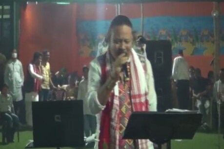 ‘কোৰোণা নিশা ১১ বজাৰ পিছতহে আহিবলৈ ৰৈ থাকে নেকি’ – বৰপেটাত ৰাজ্য চৰকাৰলৈ প্ৰশ্ন শিল্পী মানস ৰবীনৰ