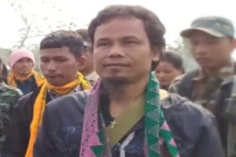 NLFB Surrender: অৱশেষত আত্মসমৰ্পণ কৰিলে এনএলএফবিৰ মুৰব্বী এম বাথাই NLFB Surrender: অৱশেষত আত্মসমৰ্পণ কৰিলে এনএলএফবিৰ মুৰব্বী এম বাথাই