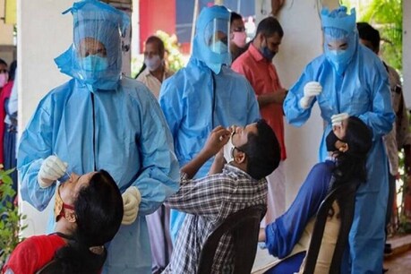 Covid-19: নতুন ভেৰিয়েণ্ট Delta plusএ আনিব তৃতীয় ঢৌ ! অধিক সংক্ৰামক প্ৰকাৰটোৰ ক্ষেত্ৰত কাৰ্যকৰী হ'বনে ভেকচিন ? কি কয় বিশেষজ্ঞসকলে ? Covid-19: নতুন ভেৰিয়েণ্ট Delta plusএ আনিব তৃতীয় ঢৌ ! অধিক সংক্ৰামক প্ৰকাৰটোৰ ক্ষেত্ৰত কাৰ্যকৰী হ'বনে ভেকচিন ? কি কয় বিশেষজ্ঞসকলে ?