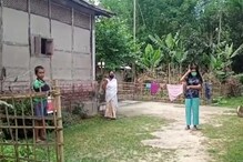 হঠাৎ পিতৃ-মাতৃক হেৰুৱাই দিকবিদিক হেৰুৱাইছে যোৰহাটৰ এটি পৰিয়ালৰ তিনি সন্তানে