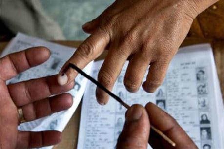West Bengal Election Results: নন্দীগ্ৰামত মমতা-শুভেন্দুৰ টুৱেণ্টী-টুৱেণ্টী, অন্তিম ৰাউণ্ডৰ যুদ্ধত পৰাস্ত মমতা। West Bengal Election Results: নন্দীগ্ৰামত মমতা-শুভেন্দুৰ টুৱেণ্টী-টুৱেণ্টী, অন্তিম ৰাউণ্ডৰ যুদ্ধত পৰাস্ত মমতা।