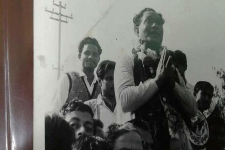 স্বাগত নৱাগত অতিথি, হিয়াত ফুলাম আসন থৈছোঁ পাতি...ভিন্ন সময় ভিন্ন পৰিৱেশ! ৫টা দশকৰ পিছত সেই অপূৰ্ণ আশা পূৰণ হ'বনে? স্বাগত নৱাগত অতিথি, হিয়াত ফুলাম আসন থৈছোঁ পাতি...ভিন্ন সময় ভিন্ন পৰিৱেশ! ৫টা দশকৰ পিছত সেই অপূৰ্ণ আশা পূৰণ হ'বনে?